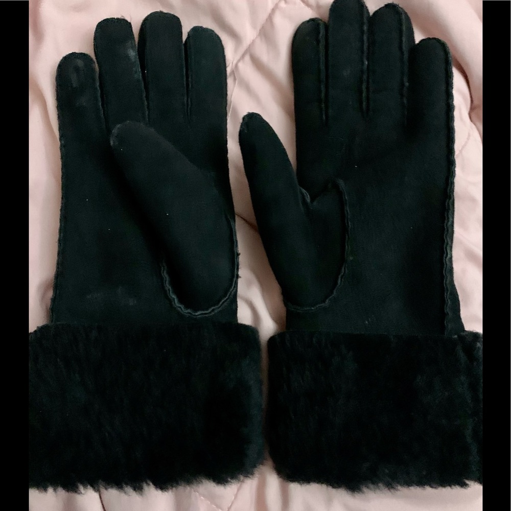 Authentic Ugg Black Suede Shearling Gloves In Siz… - image 4